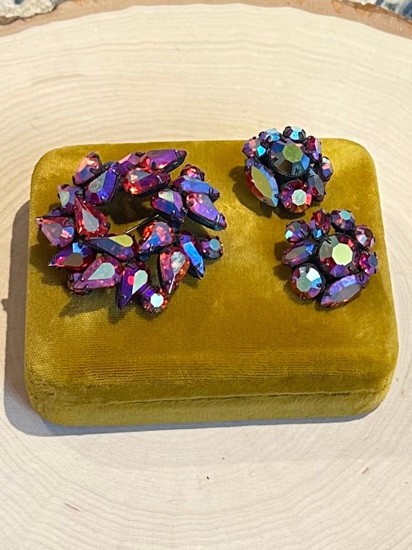 1960s Signed Regency Pink Aurora Borealis Faceted Rhinestone Brooch & Clip-on Earrings Set