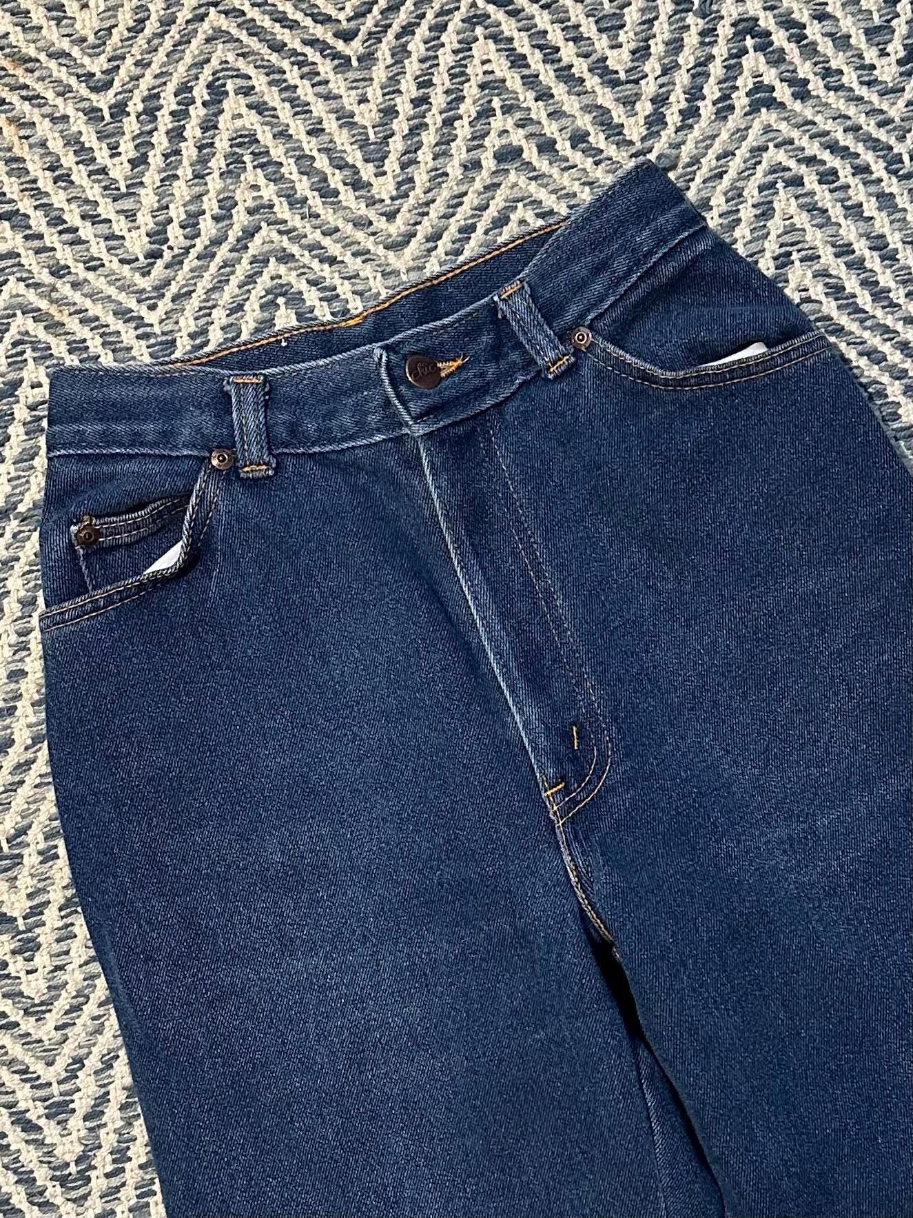 Vintage 1980s Chic h.i.s. Women's Straight Leg High Waisted Denim Jeans 23W 30L Size 11/12