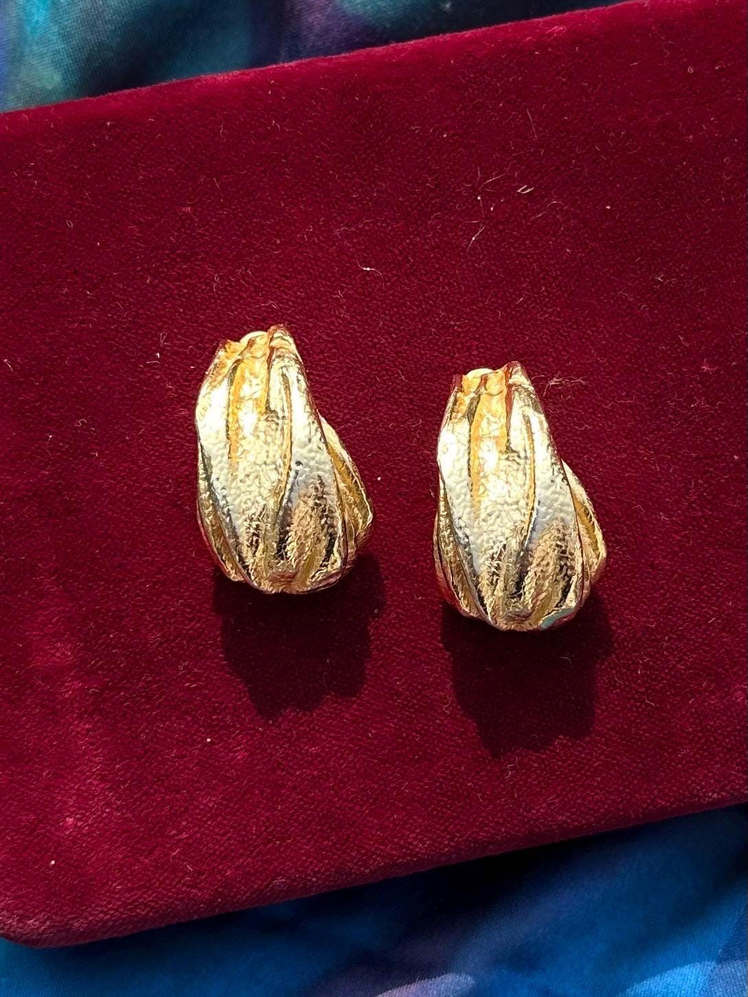 Vintage 1980s Signed LES BERNARD Brutalist Abstract Gold Tone Statement Clip-on Earrings