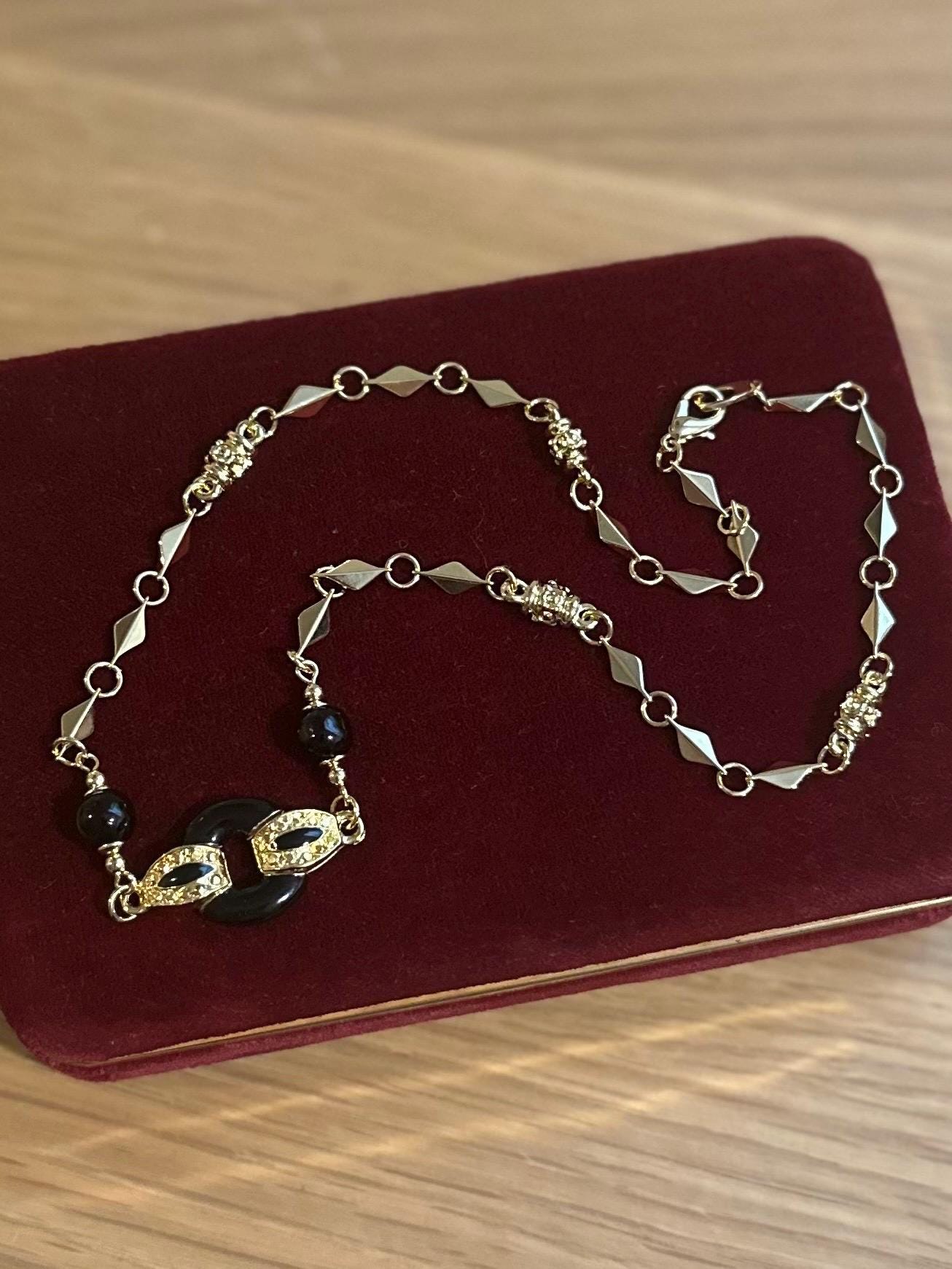 Vintage Shiny Gold Tone & Black Geometric Textured Necklace 17.25”