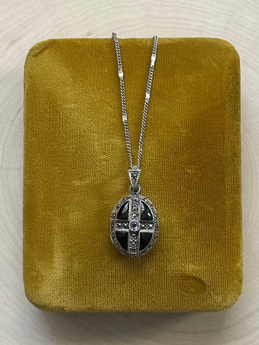 Vintage Sterling Silver Genuine Amethyst & Black Onyx Marcasite Jeweled Oval Locket Pendant Necklace