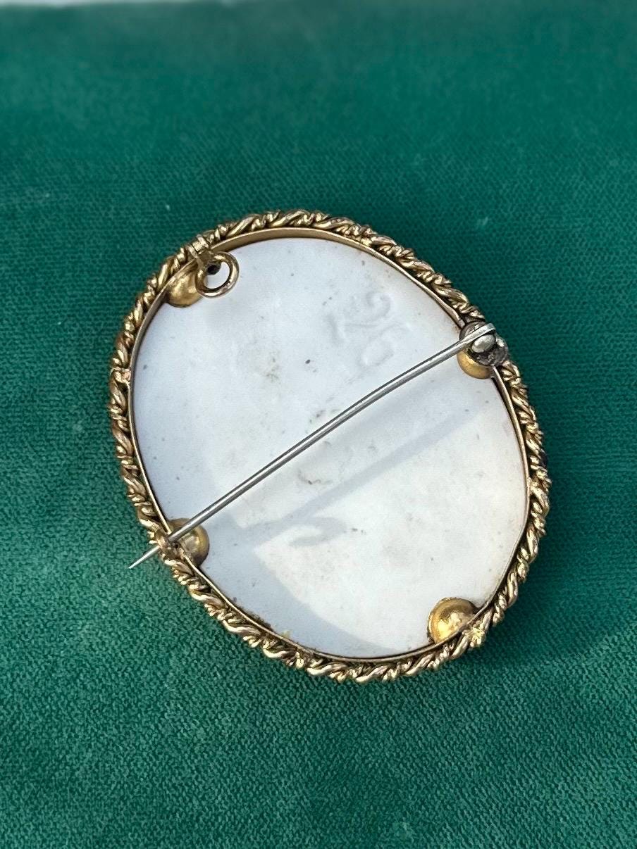 Antique Victorian Handpainted Floral African Violets Porcelain Gold Tone Brooch or Pendant C-Clasp