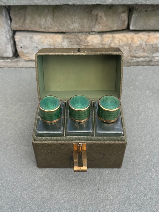 Art Deco 1920s 1930s German Guilloche Enamel & Glass Travel Perfume Cologne Bottles in Green Traveling Case