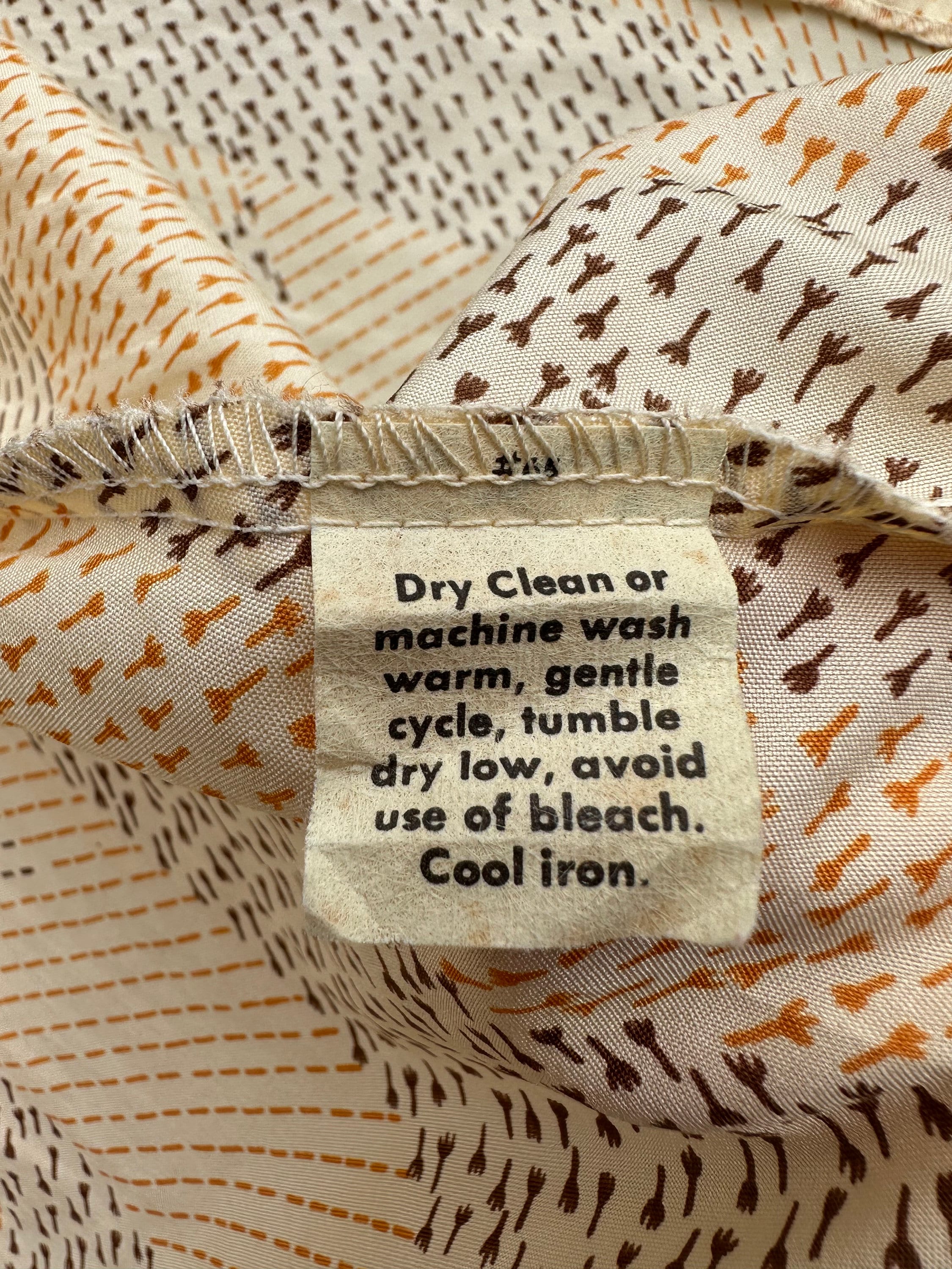 Vintage 1970s Contessa Monique by Florence Alper Women's Patterned Collared Button Down Blouse Long Sleeve Orange and Brown Size 8