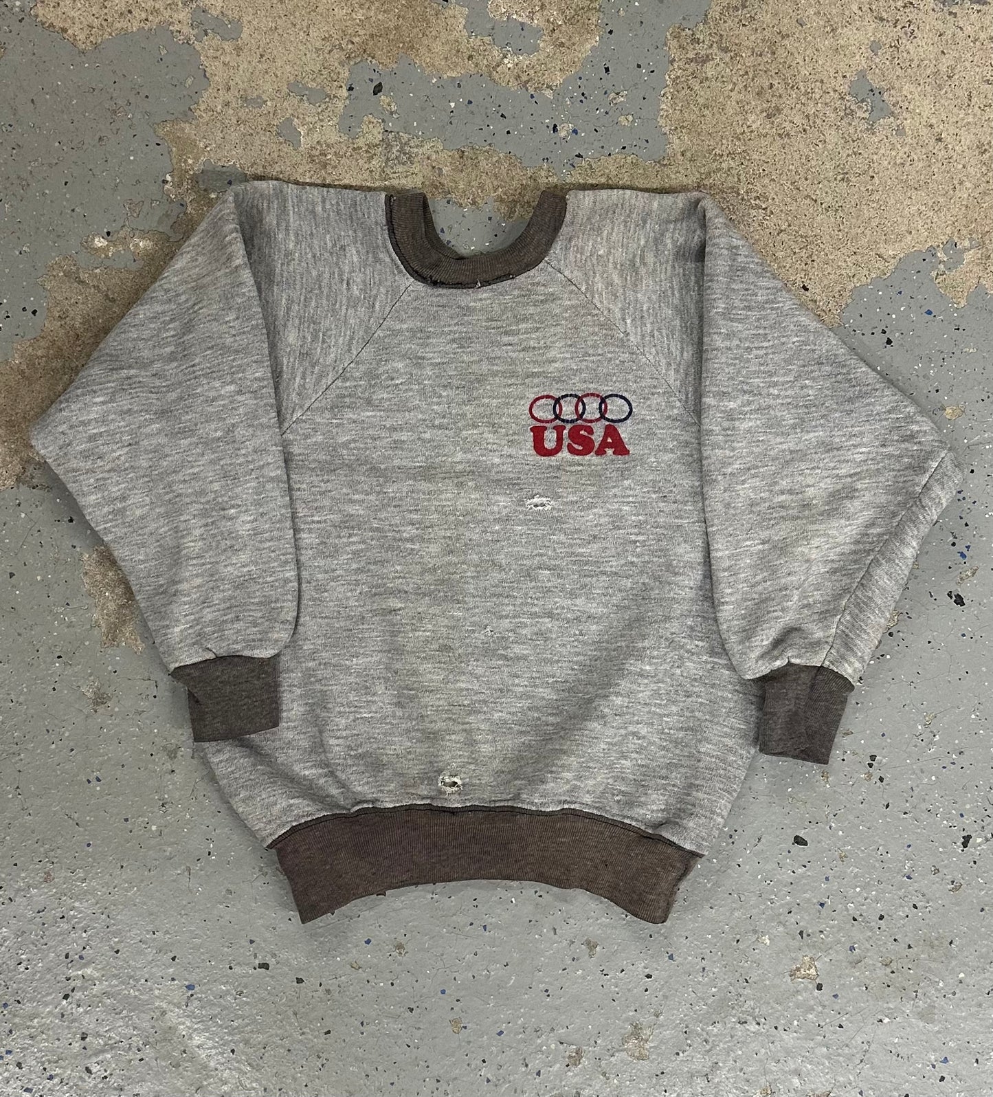 1980s Thrashed USA Olympics Kids Raglan Crewneck Sweatshirt
