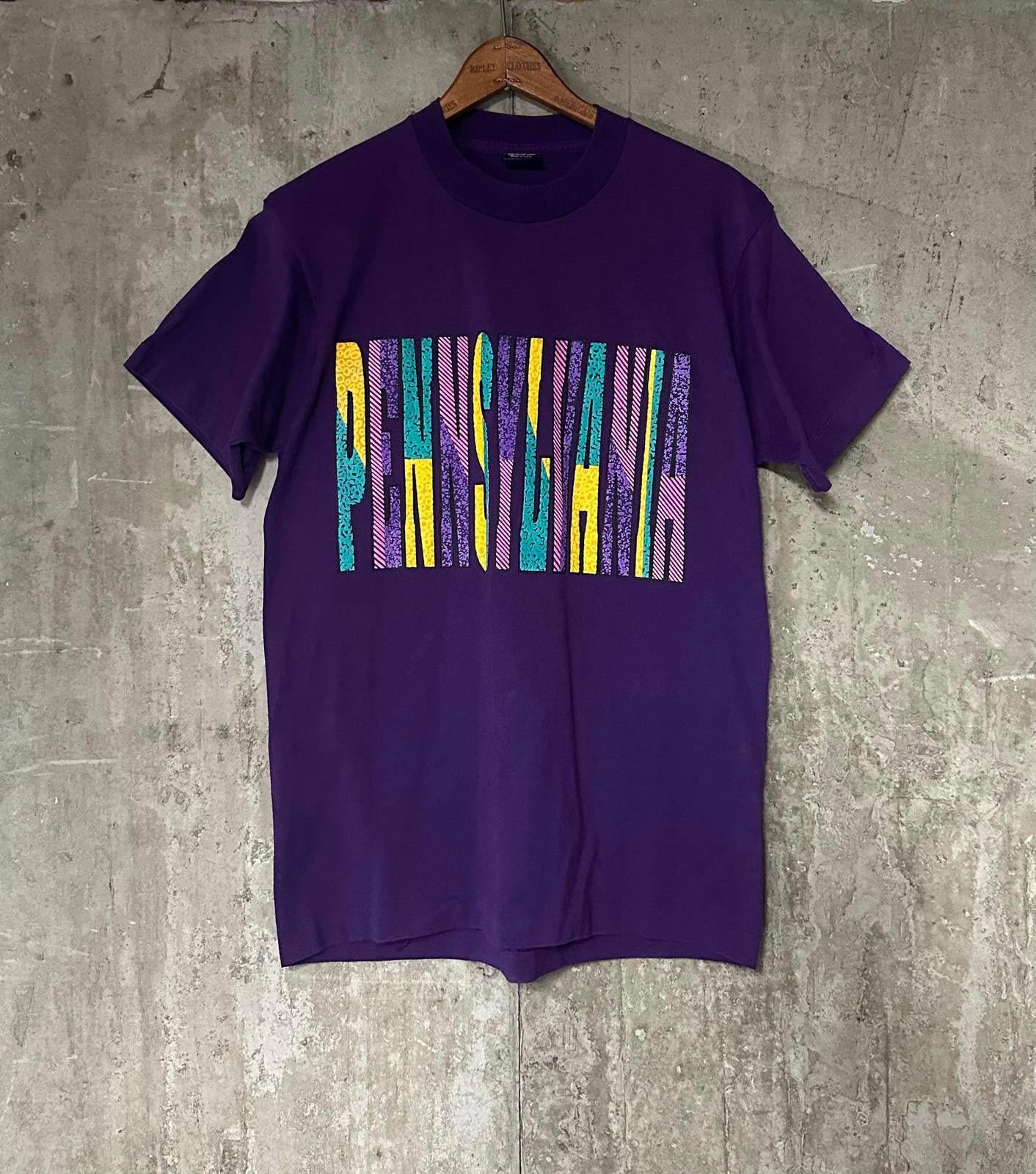 1990s Purple Pennsylvania BEST Fruit of the Loom Single Stitch Tee
