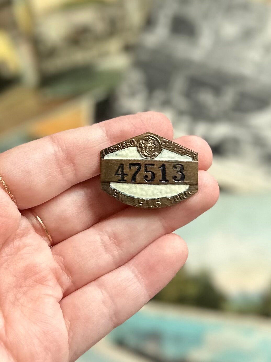 Antique Early 1900s Licensed Chauffeur Badge ID No. 47513 Pin New York NYC 1916