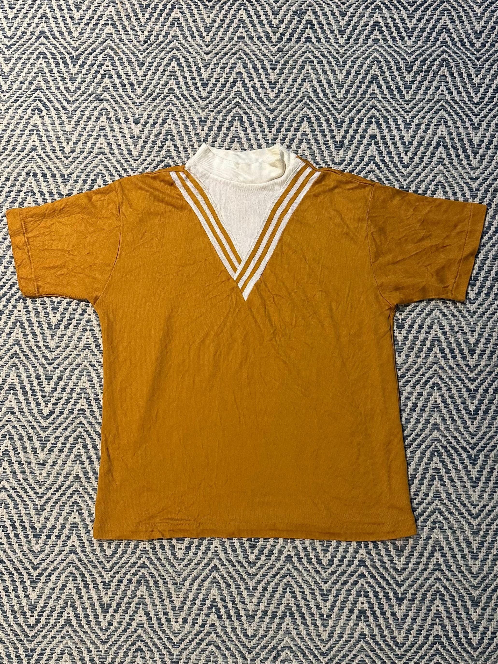Vintage 1960s Rozini Medium Golden Yellow & White T-shirt Mock Neck V Neck Jersey Polyester