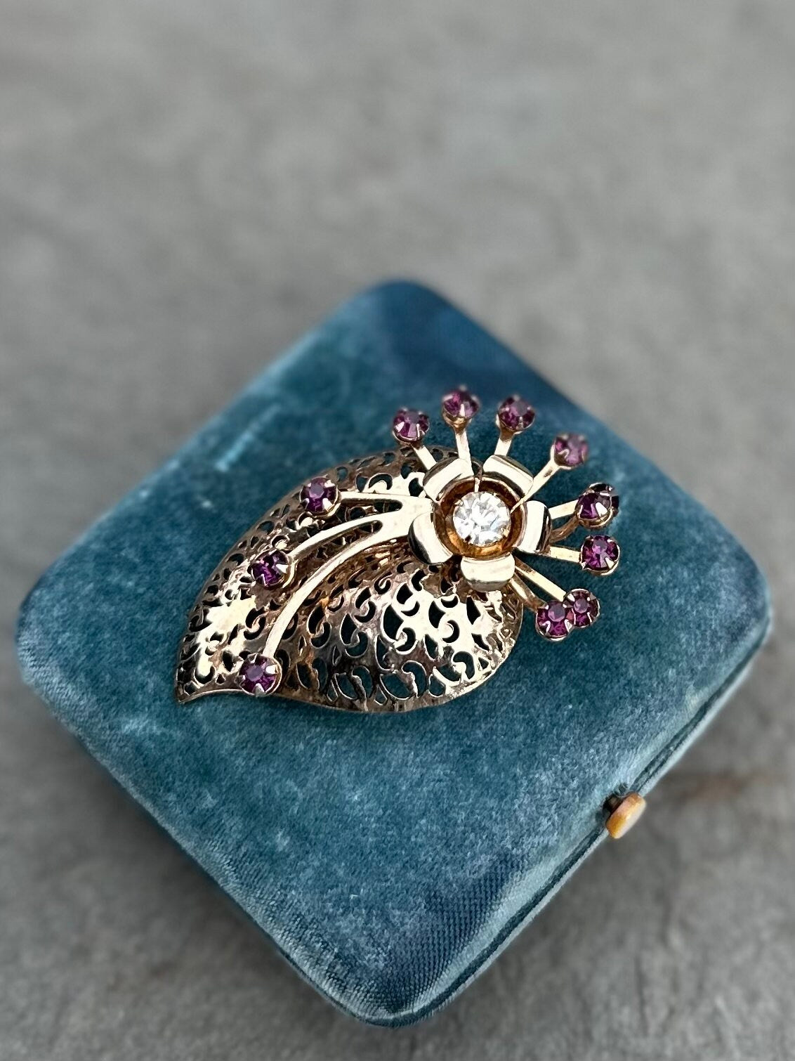 Vintage 1950s 1960s RARITY Gold Tone and Purple Amethyst and Clear Rhinestone Floral Leaf Pendant or Brooch Pin 3D