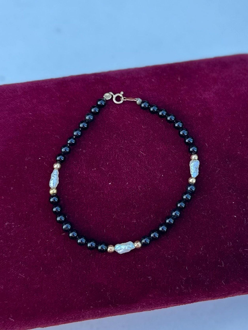 Vintage Dainty 14k Yellow Gold Genuine Black Onyx & Freshwater Pearl 4mm Beaded Bracelet 7”