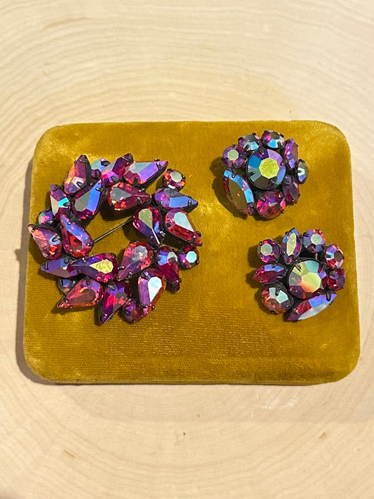 1960s Signed Regency Pink Aurora Borealis Faceted Rhinestone Brooch & Clip-on Earrings Set