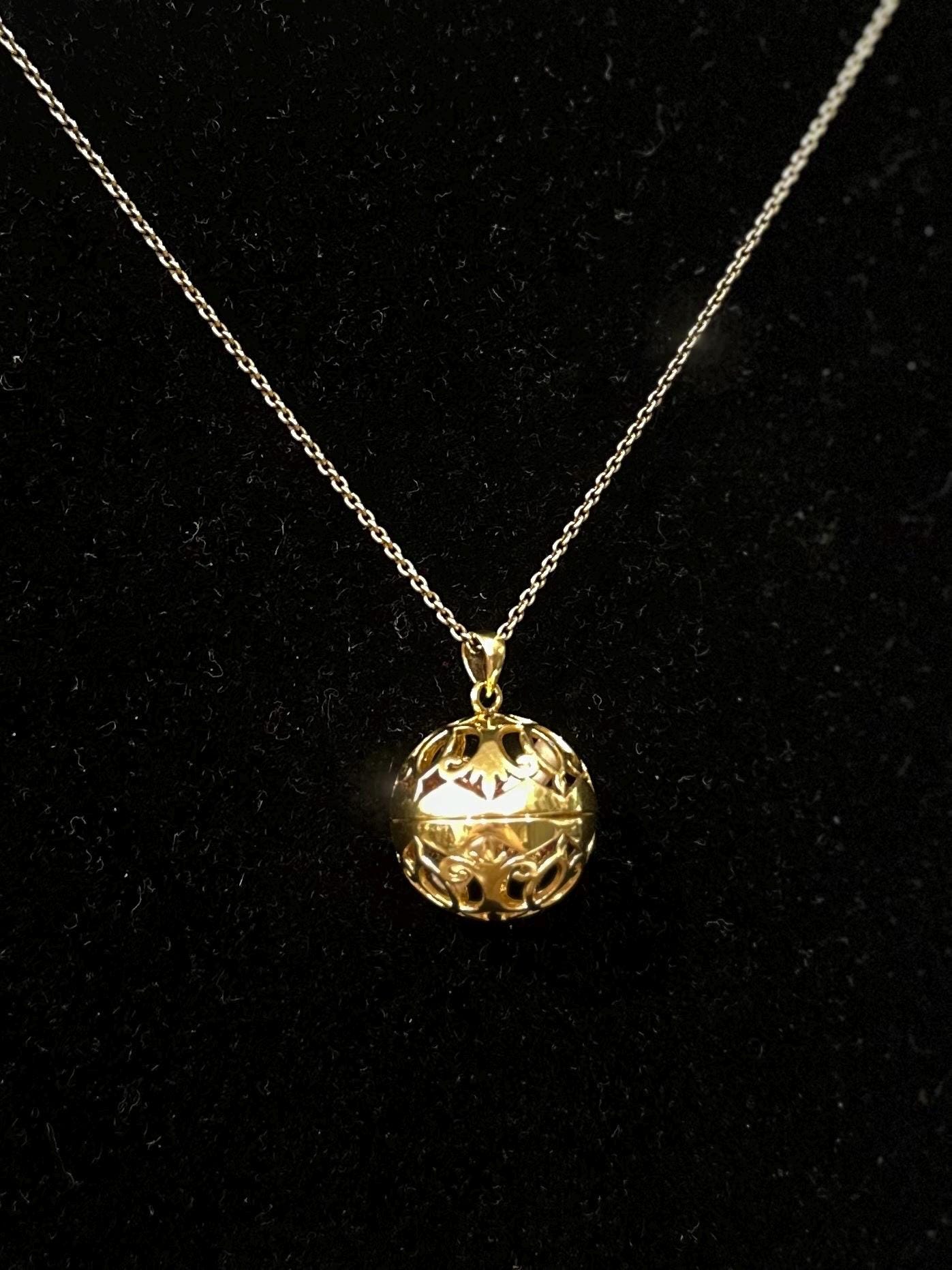 Vintage Gold Plated Sterling Silver 925 Orb Pendant Necklace with Blank Scroll Inside 24” Adjustable