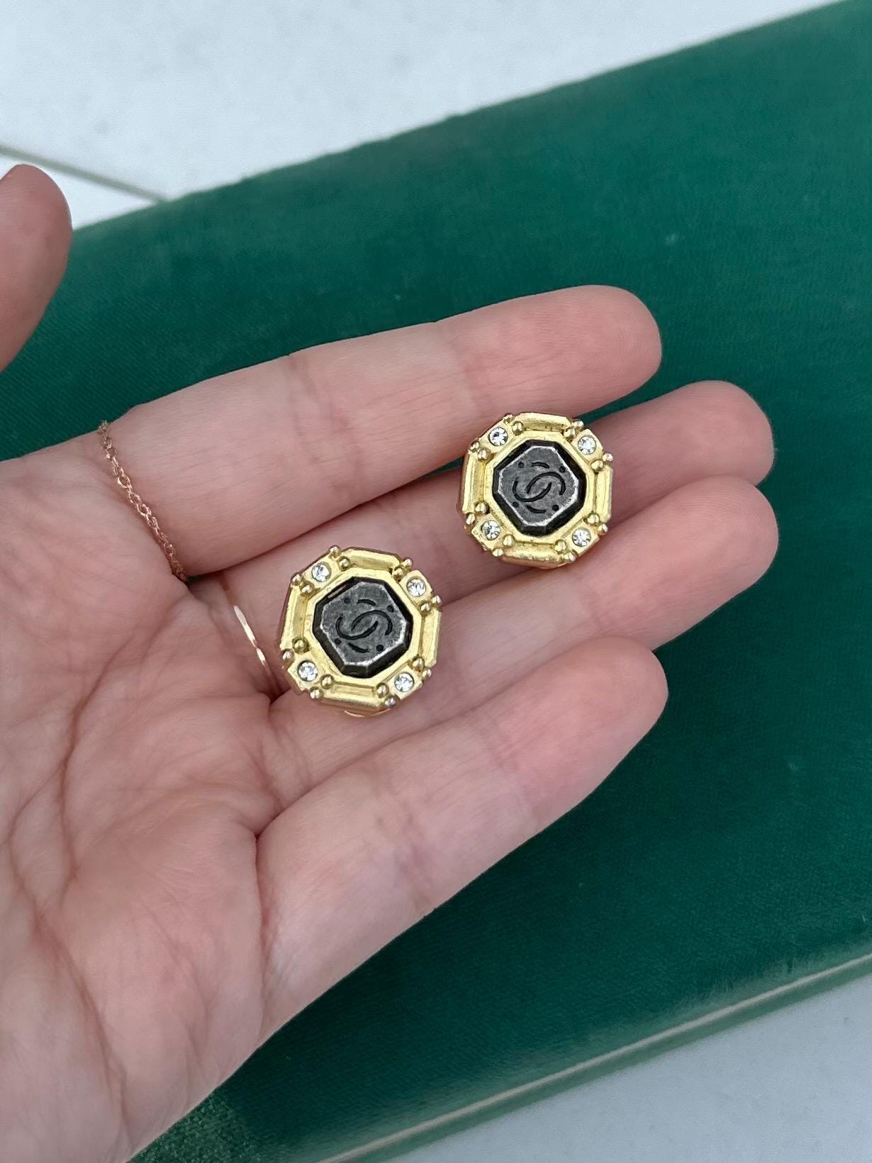 Vintage 1980s Signed ROXANNE ASSOULIN Gold Tone Octagonal Rhinestone Faux CC Engraved Stone Clip-on Earrings Rare
