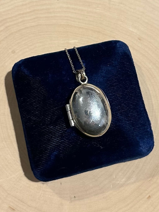 Vintage Signed Taxco TT-44 Mexico Sterling Silver Puffy Oval Locket Pendant Necklace