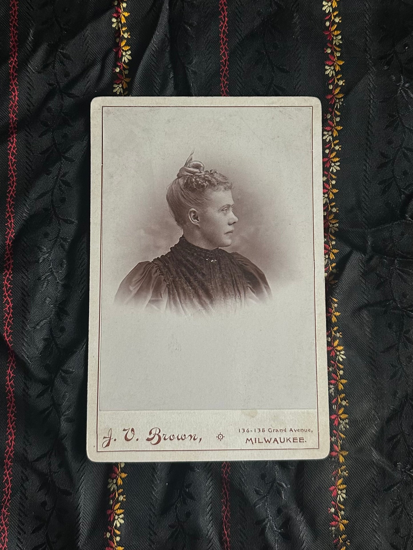 Antique Late 1800s Cabinet Card Portrait of Woman in Mourning Attire