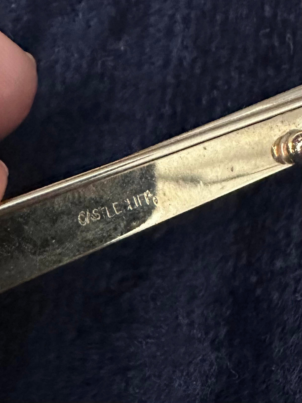 Vintage Signed CASTLECLIFF Gold Tone Minimalist Bar Brooch Rare