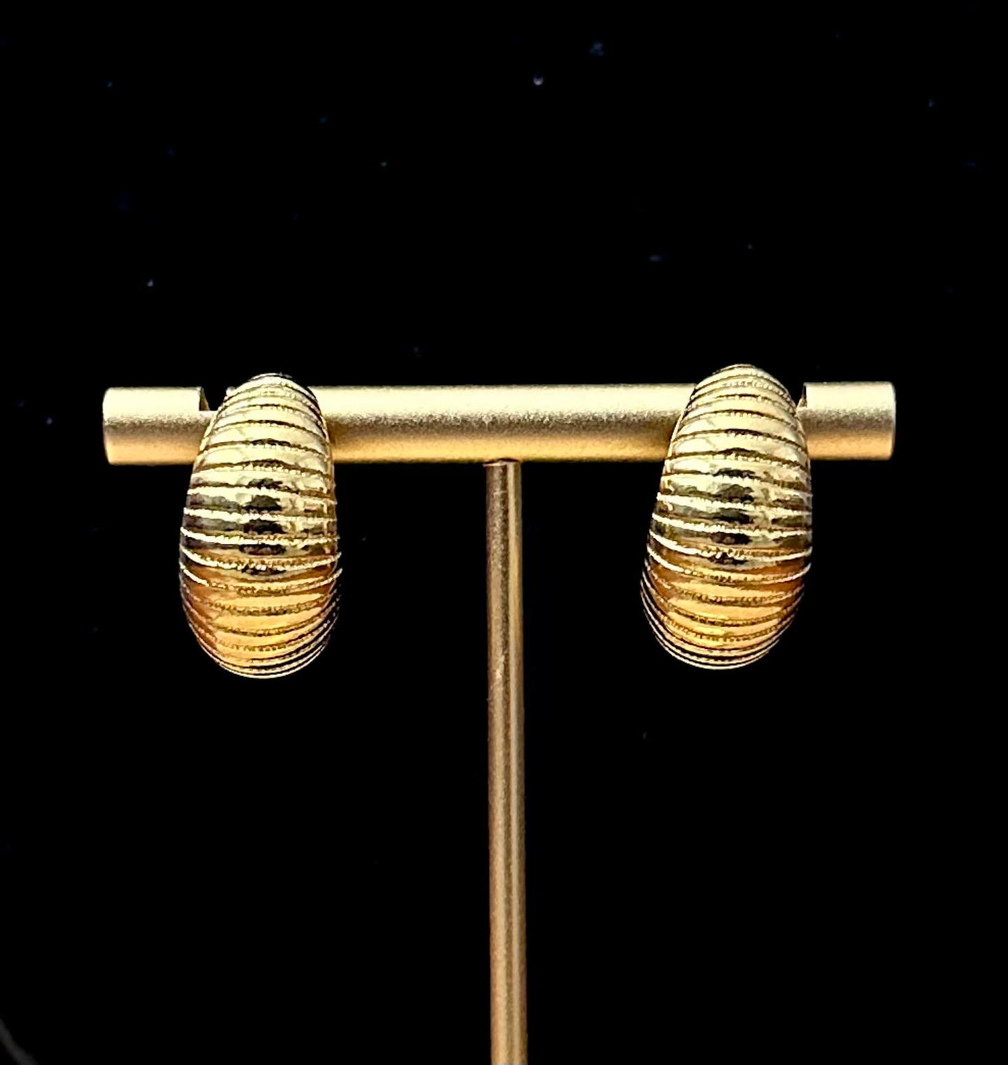 1980s Signed MONET Gold Tone Ribbed Half Hoop Pierced Post Earrings