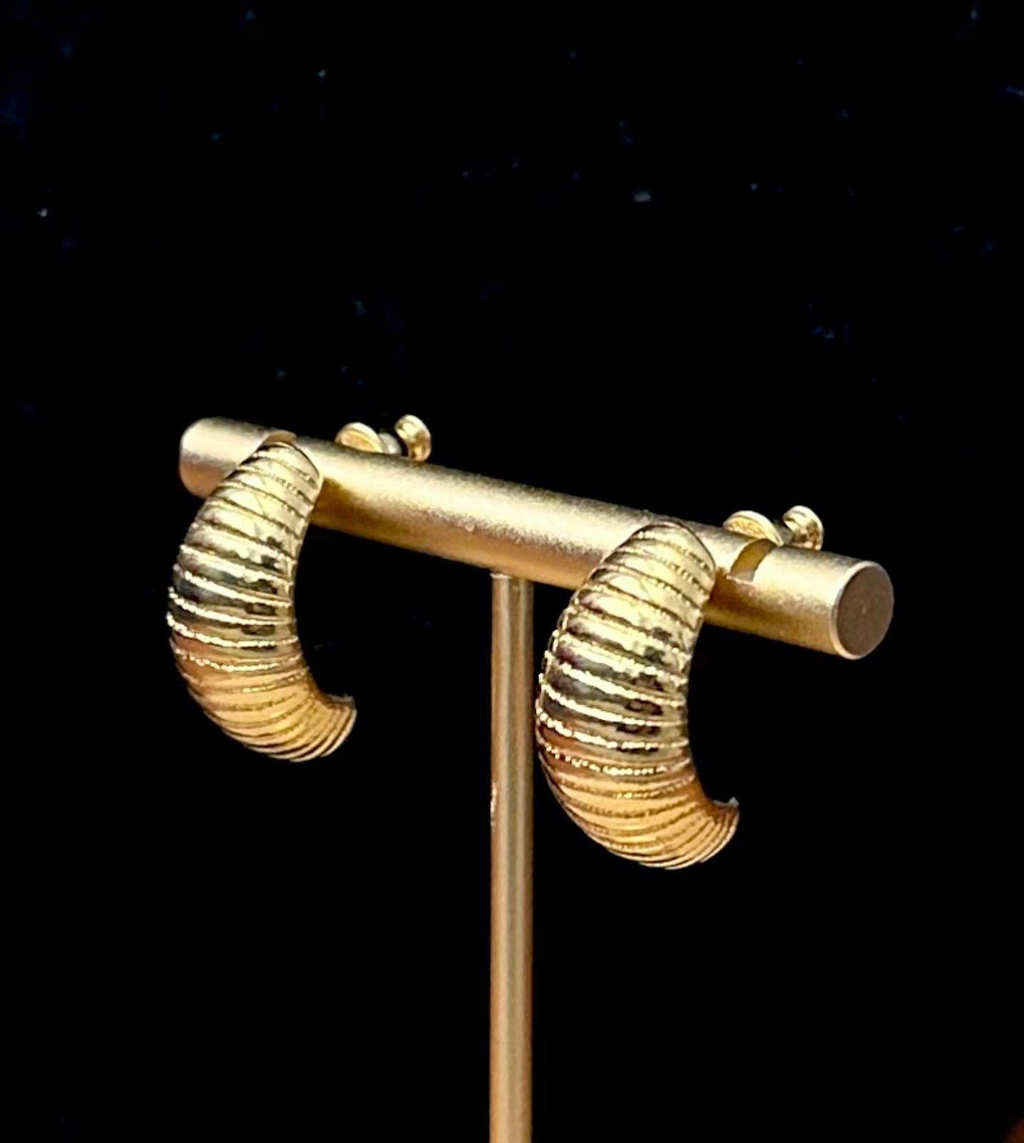 1980s Signed MONET Gold Tone Ribbed Half Hoop Pierced Post Earrings