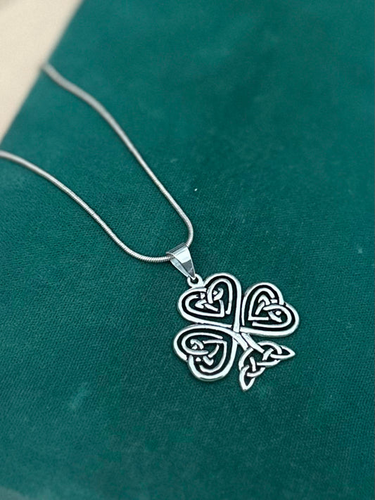 Vintage Sterling Silver Celtic Knot Irish Shamrock Pendant Necklace 16"