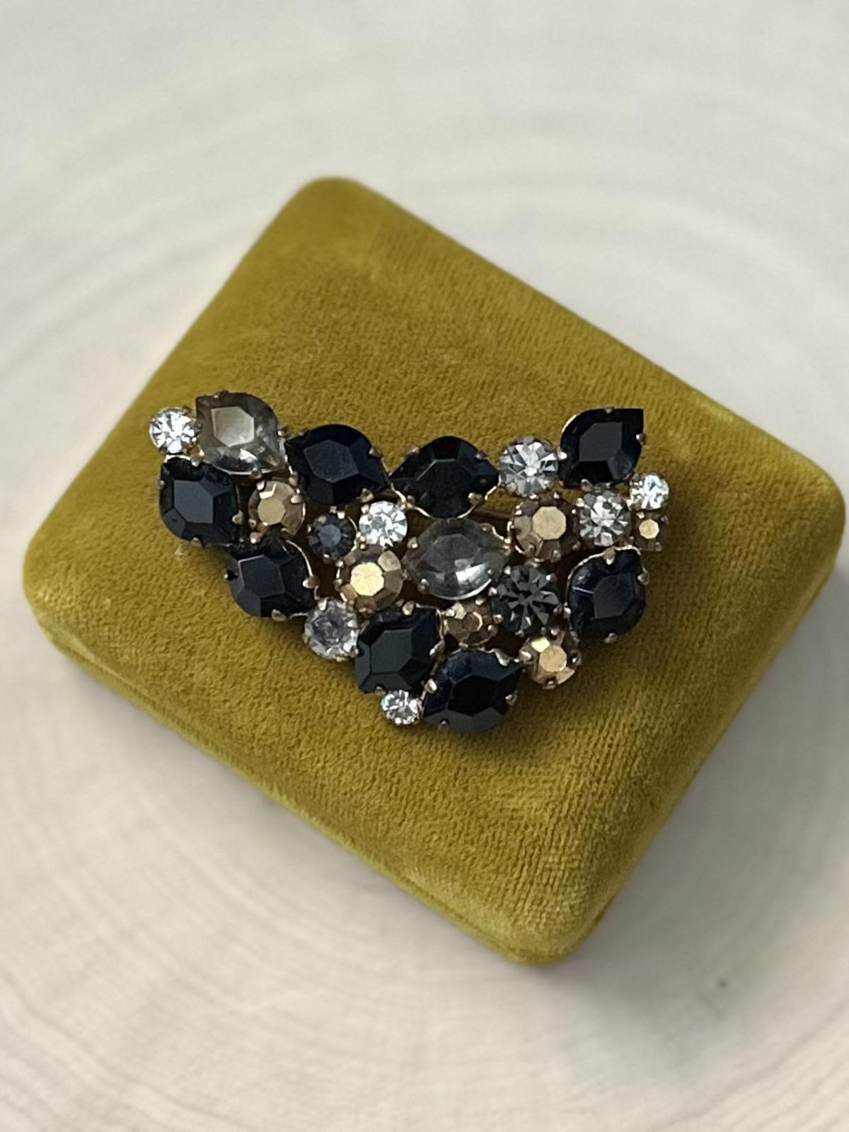 1950s Signed Austria Faceted Rhinestone Brooch Gold Tone & Black