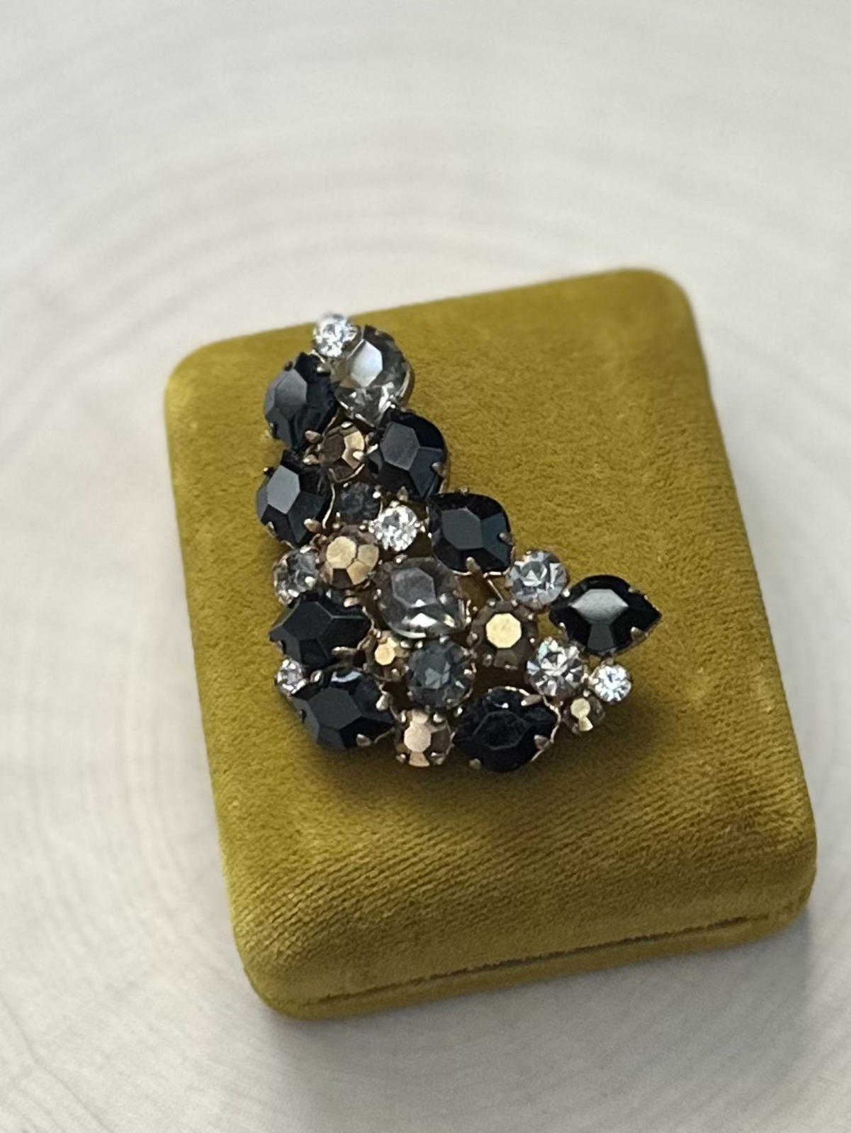 1950s Signed Austria Faceted Rhinestone Brooch Gold Tone & Black