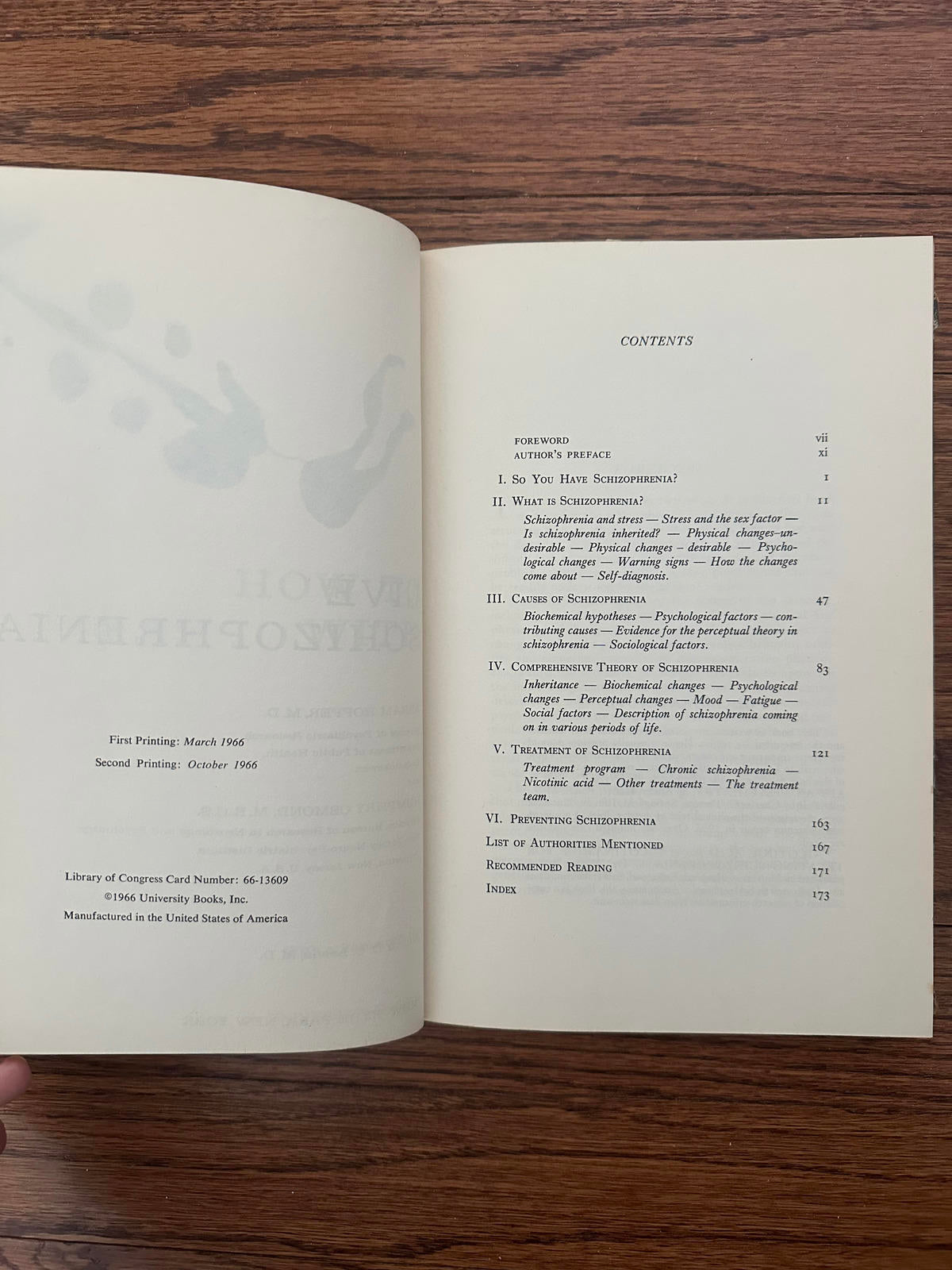 1966 How to Live with Schizophrenia Hardcover Book Abram Hoffer & Humphry Osmond