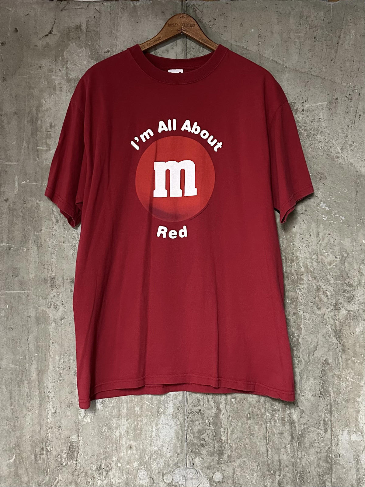 Y2K 2004 I'm All About Red M&M Single Stitch Tee Anvil 100% Cotton