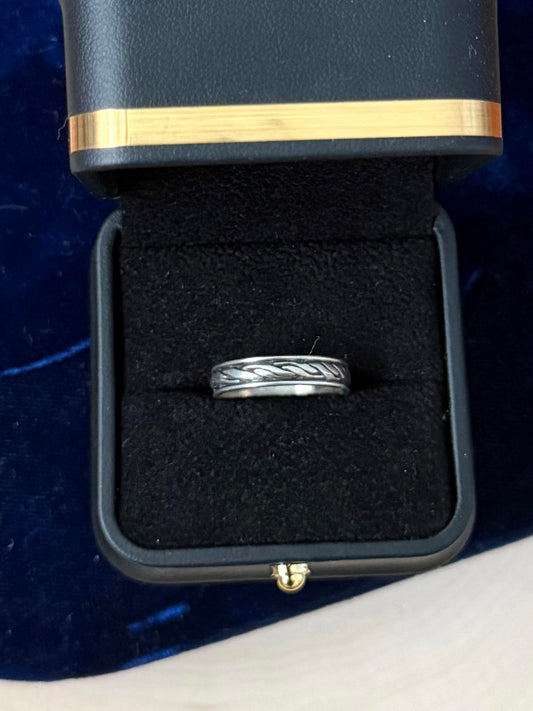 Vintage Sterling Silver Band Ring Unisex US 7 Braided Twist Design