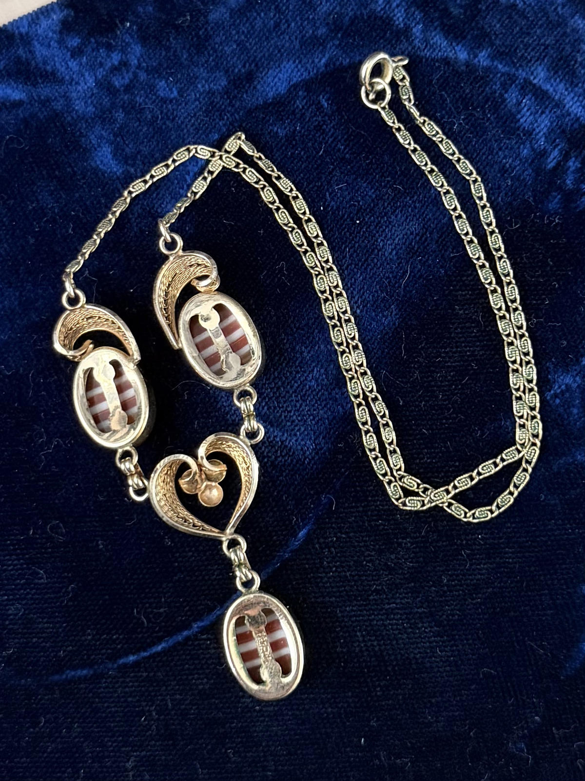 1950s Signed Van Dell 1/20 12K Gold Filled Banded Agate Cabochon Necklace 16"