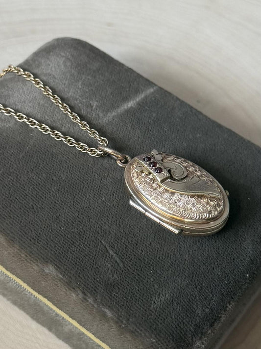 Antique Victorian Gold Filled Engraved Floral Oval Locket Garnet Necklace 20"