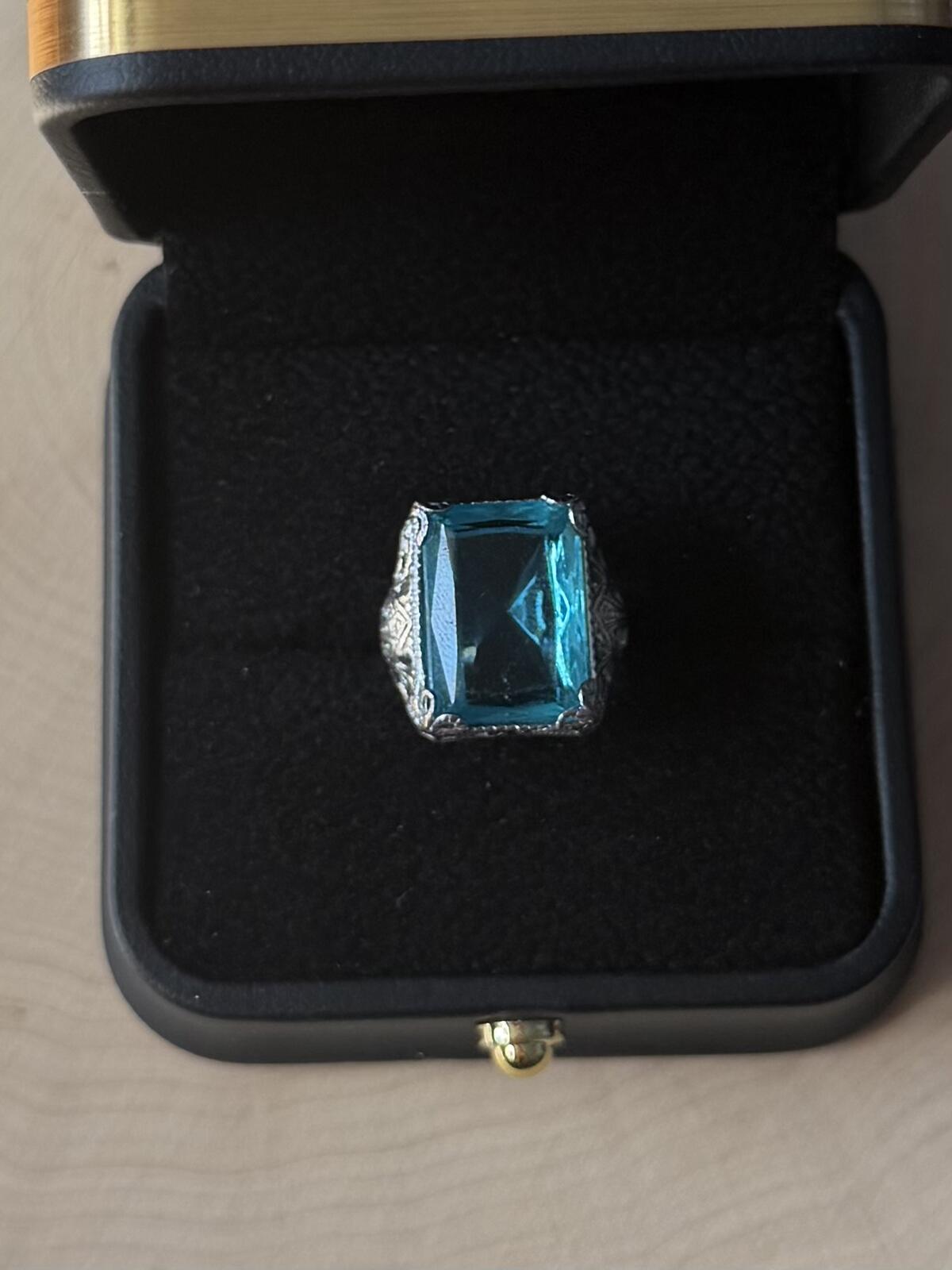 1930s Art Deco Signed NEMCO Silver Tone Blue Glass Cocktail Ring US 2.75