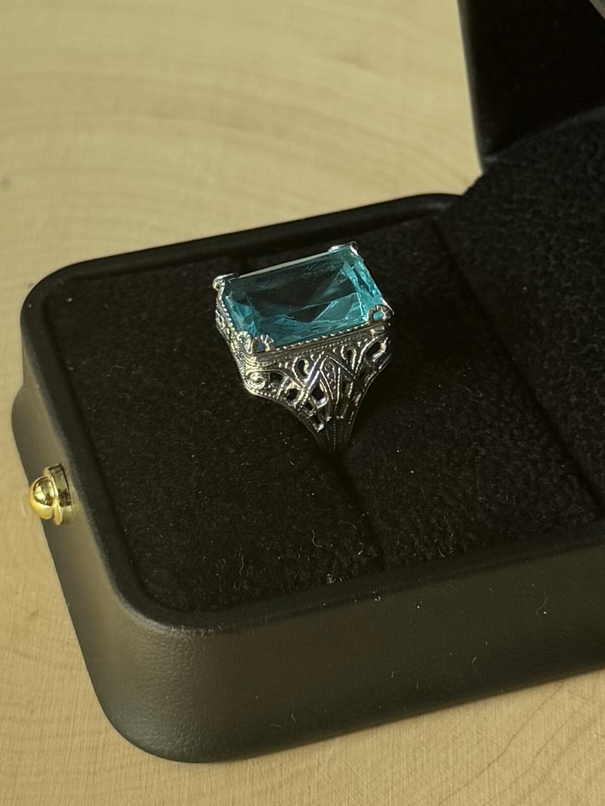 1930s Art Deco Signed NEMCO Silver Tone Blue Glass Cocktail Ring US 2.75