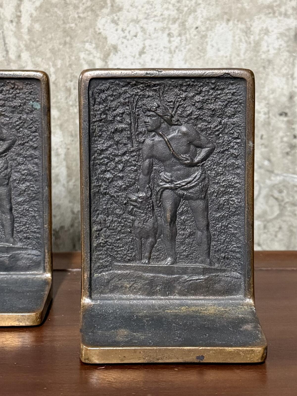 1920s Judd Manufacturing Co. The Last of the Mohicans Solid Bronze Bookends