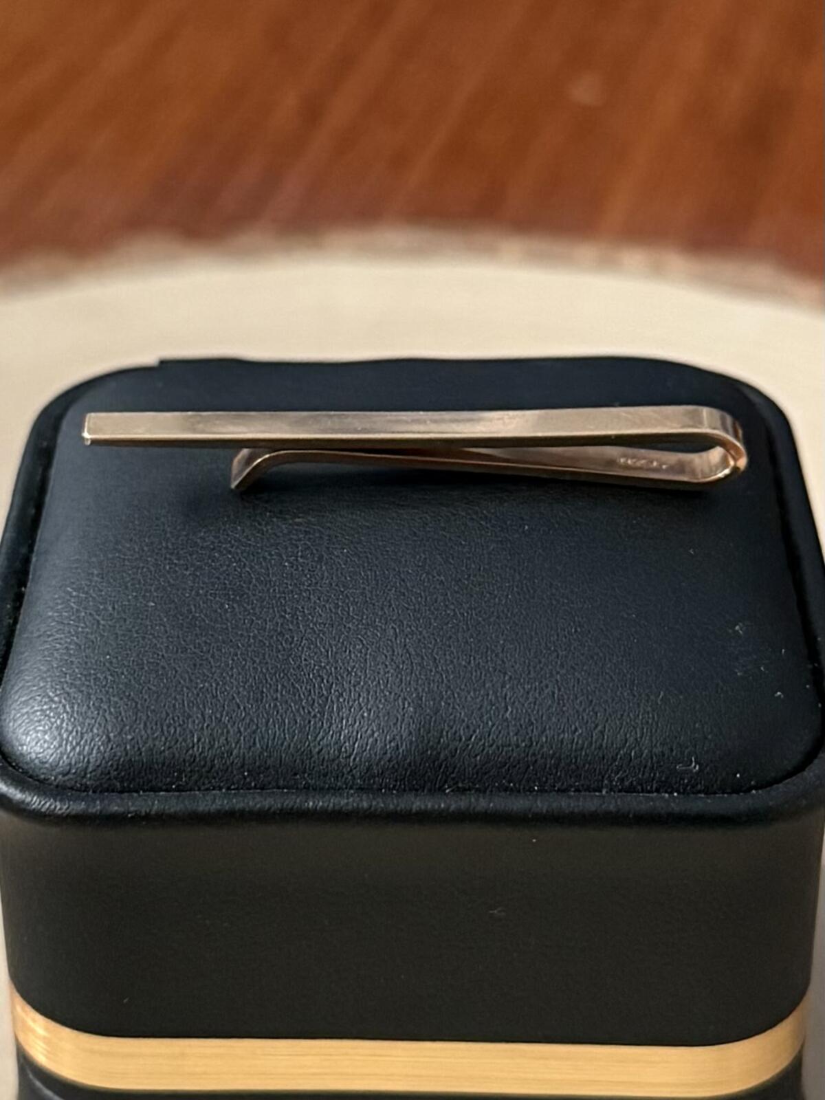 Rare Vintage Signed BROOKS BROTHERS Solid 14K Yellow Gold Tie Bar Tie Clip 4.05g