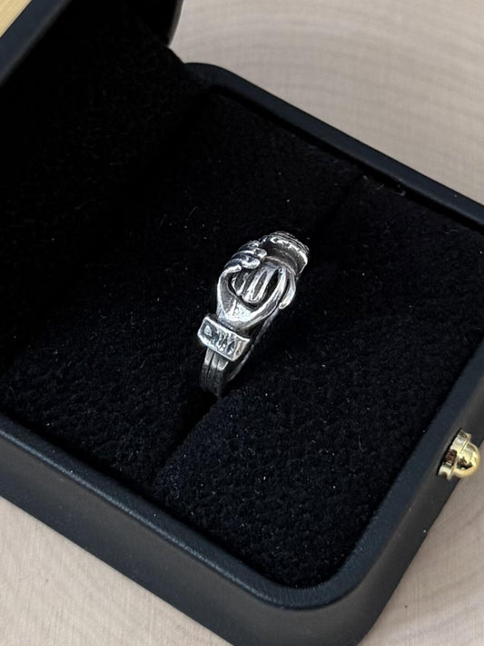 Vintage Sterling Silver Fede Hands Gimmel Interlocking Hands Heart Ring US 4.75