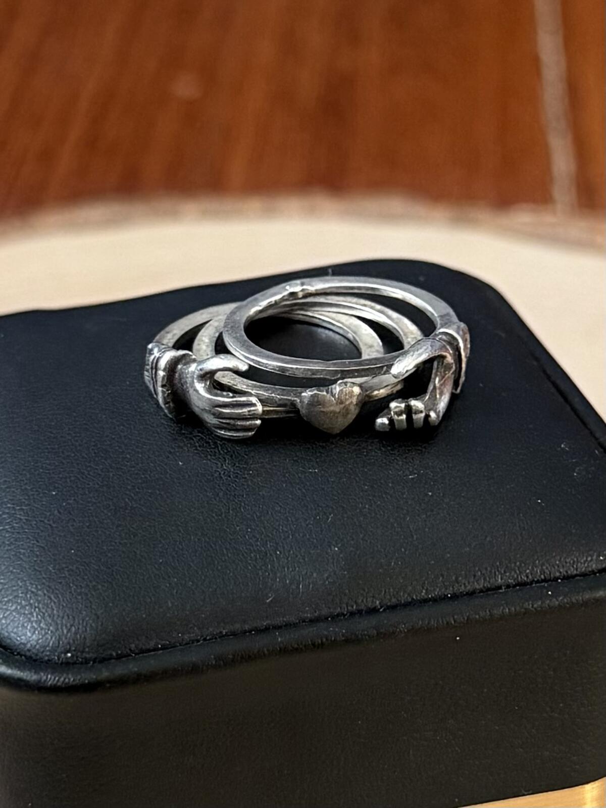 Vintage Sterling Silver Fede Hands Gimmel Interlocking Hands Heart Ring US 4.75