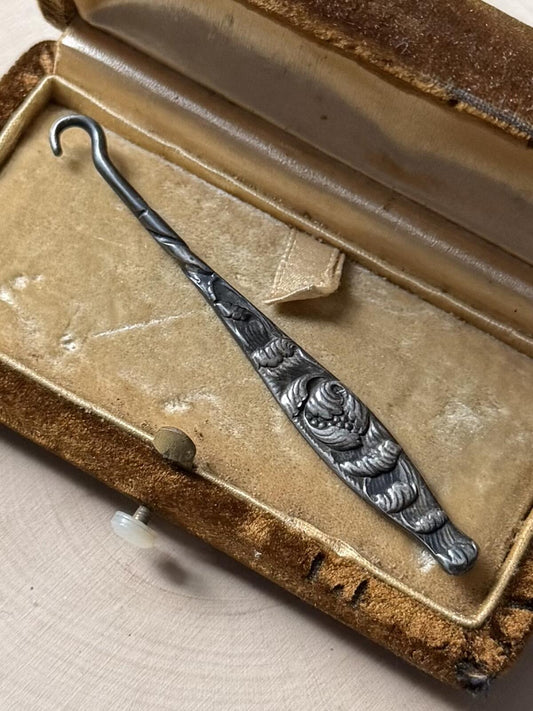 Antique Victorian Solid Sterling Silver Floral Button Hook Fastener 3.05"