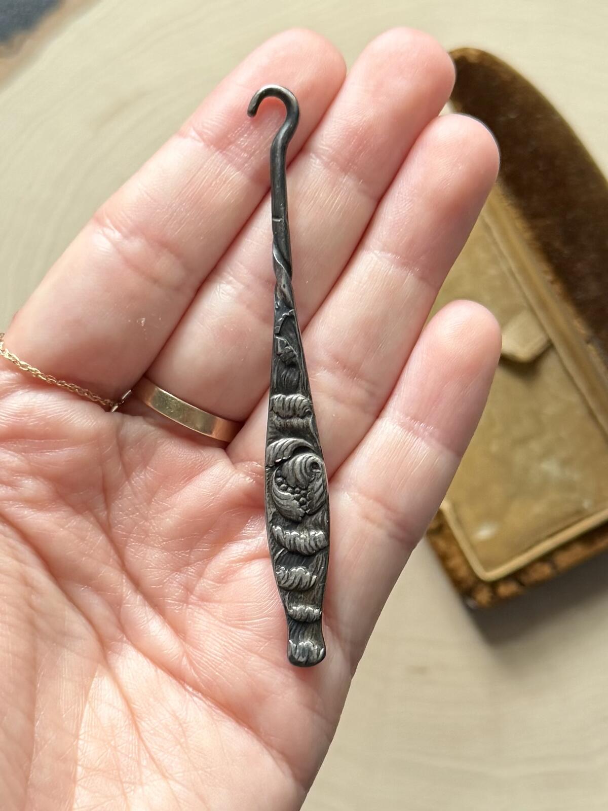 Antique Victorian Solid Sterling Silver Floral Button Hook Fastener 3.05"
