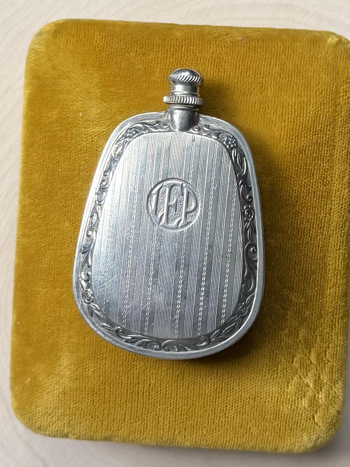 Antique 1880s Lydia E. Pinkham's Vegetable Compound Herb Medicine Tin Bottle