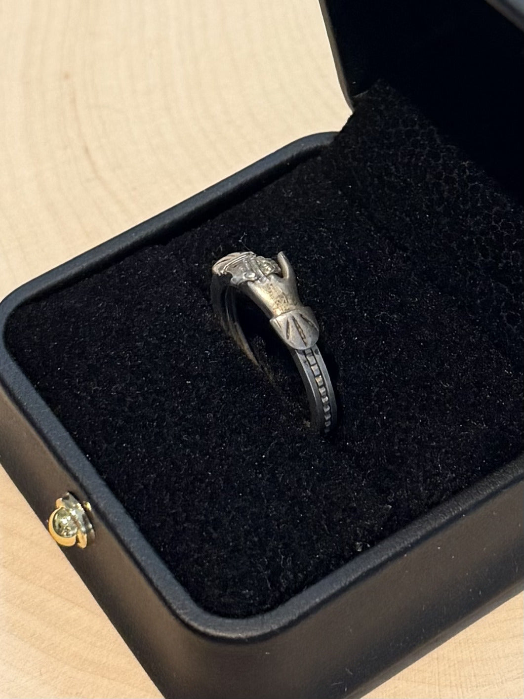 Antique Sterling Silver Fede Hands Gimmel Interlocking Hands Heart Ring US 7