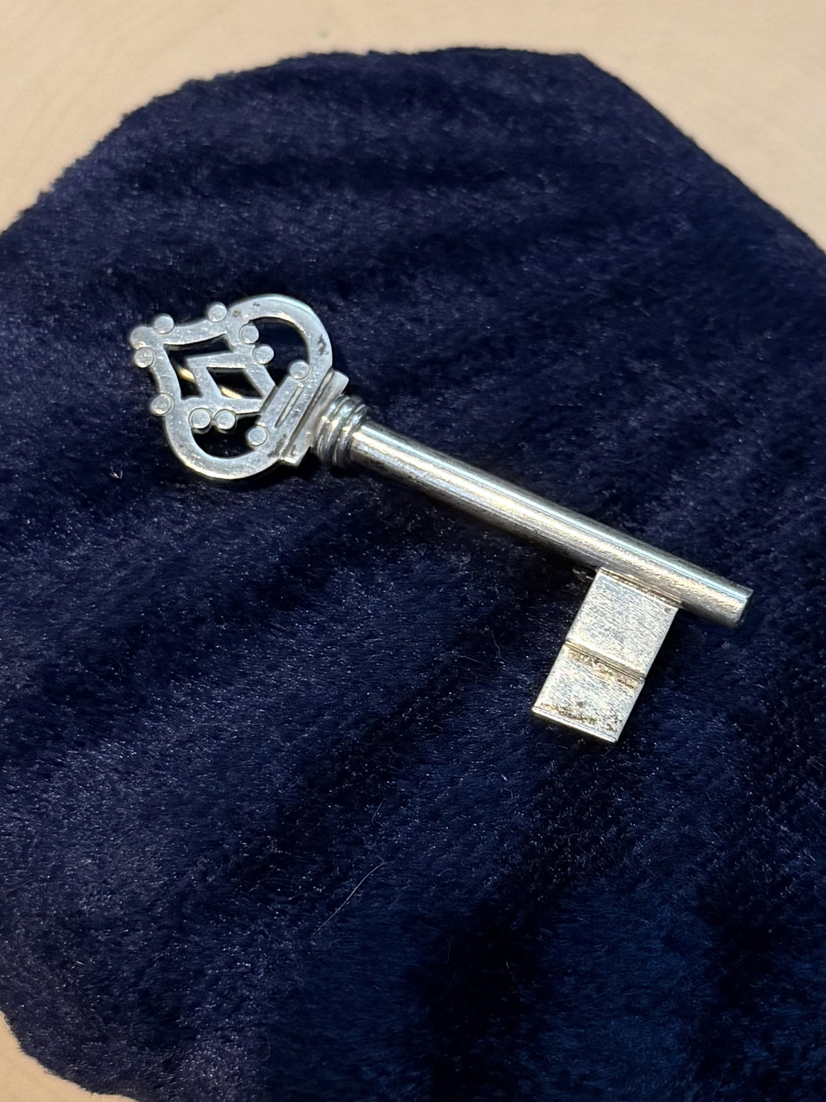 1940s Signed L. Narvaez Taxco Mexico Sterling Silver Skeleton Key Brooch