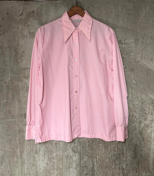 1970s Ship 'n Shore Women's Pink Long Sleeve Collared Shirt