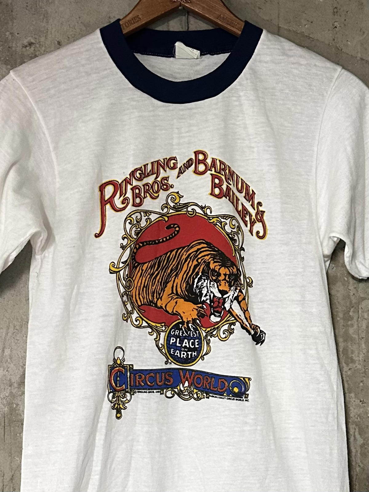 1980s Ringling Bros and Barnum & Bailey Circus Ringer Tee