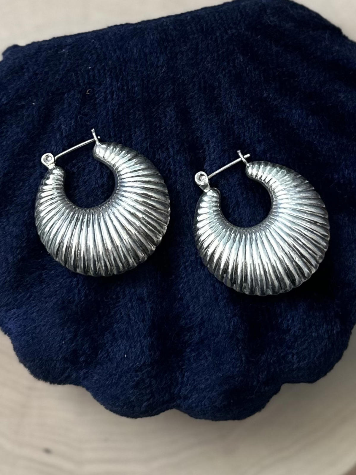 Vintage Chunky Sterling Silver Ribbed Hoop Earrings