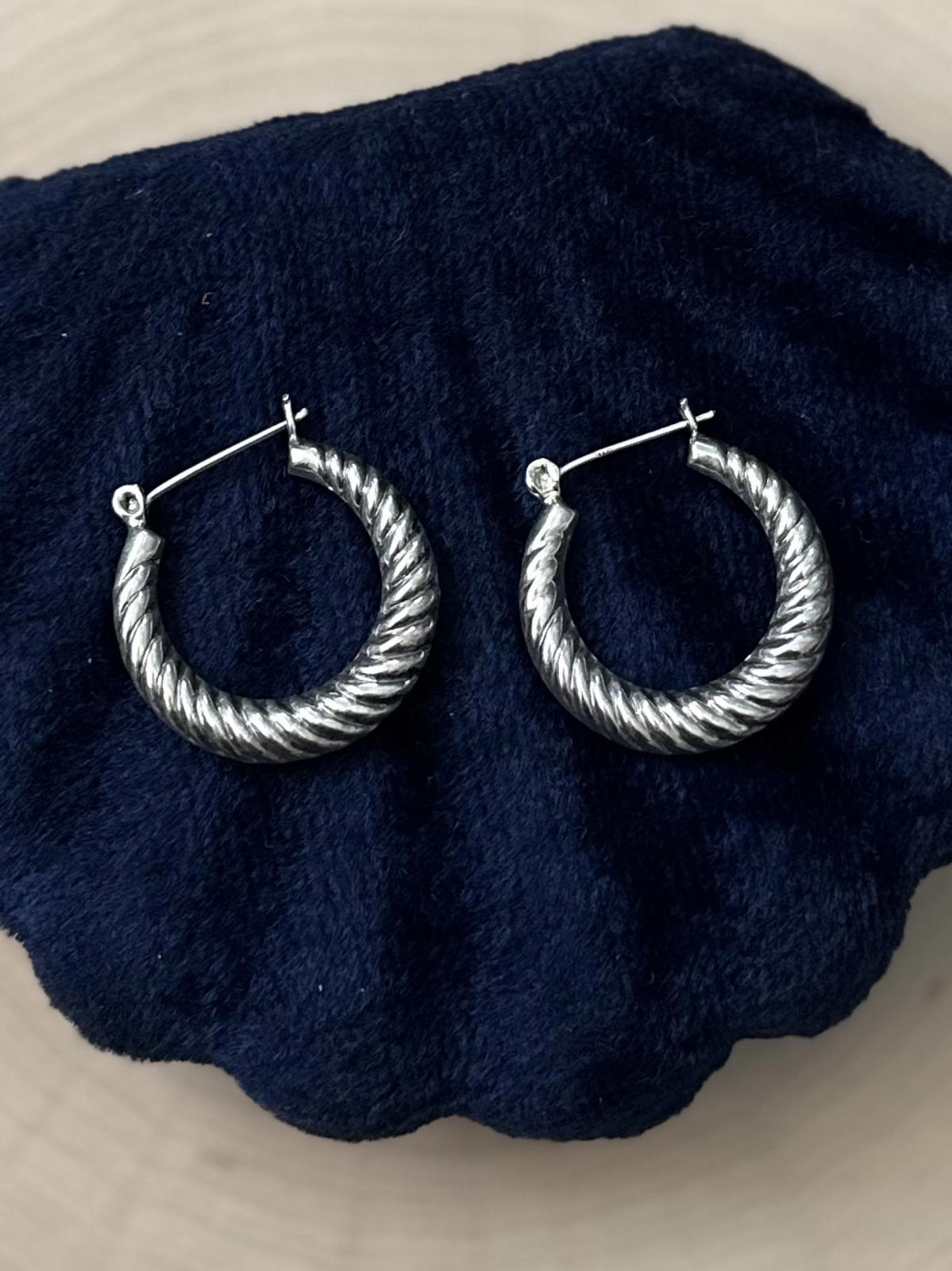 Vintage Sterling Silver Twist Ribbed Hoop Earrings