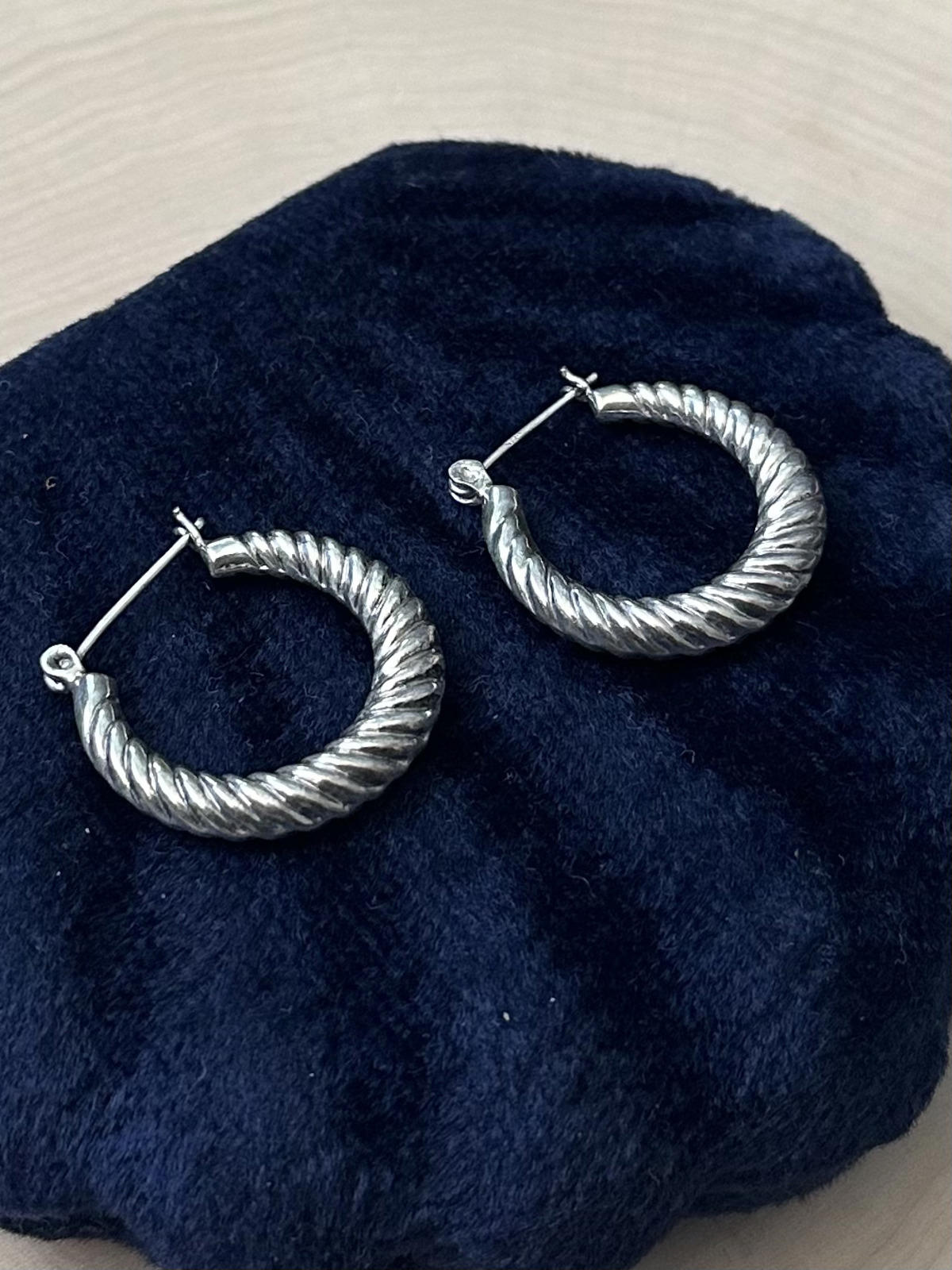 Vintage Sterling Silver Twist Ribbed Hoop Earrings