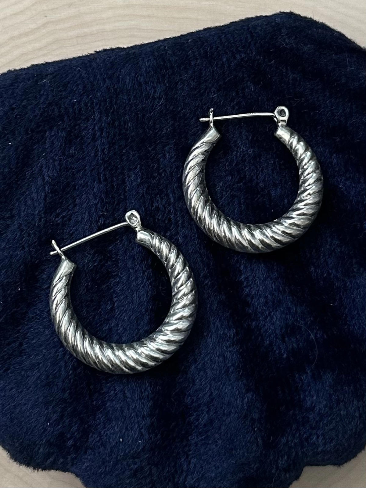 Vintage Sterling Silver Twist Ribbed Hoop Earrings