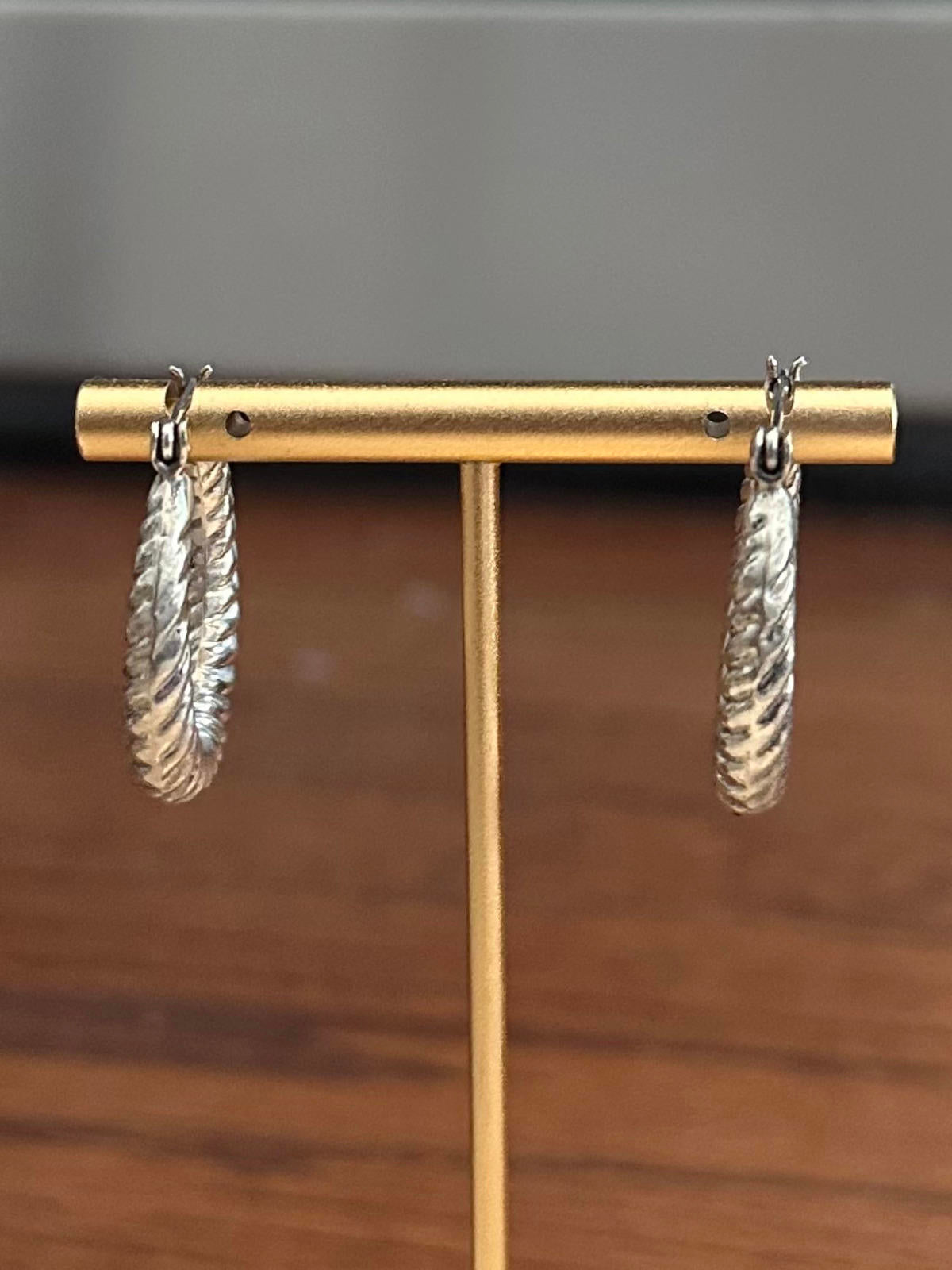 Vintage Sterling Silver Twist Ribbed Hoop Earrings