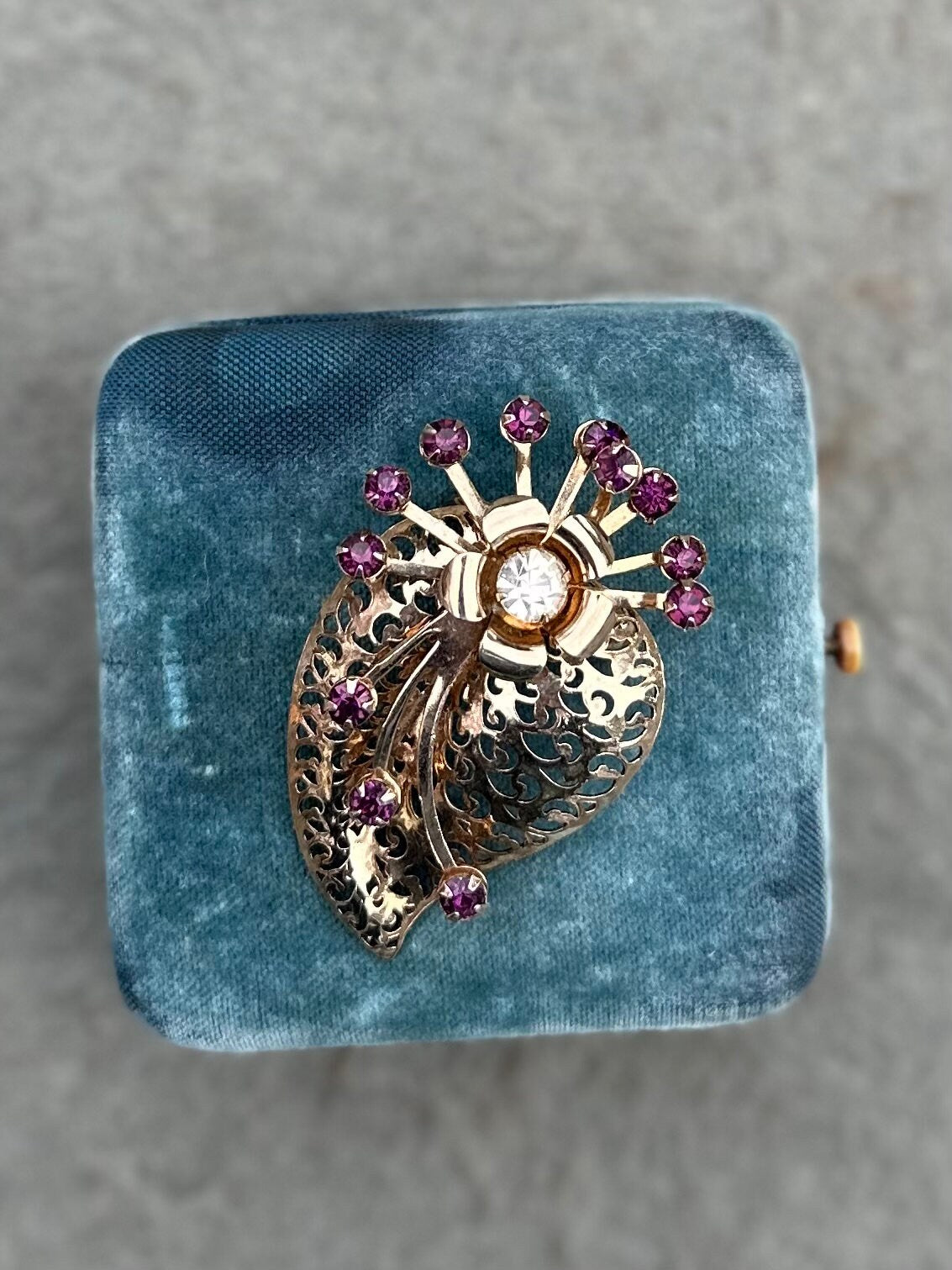 Vintage 1950s 1960s RARITY Gold Tone and Purple Amethyst and Clear Rhinestone Floral Leaf Pendant or Brooch Pin 3D