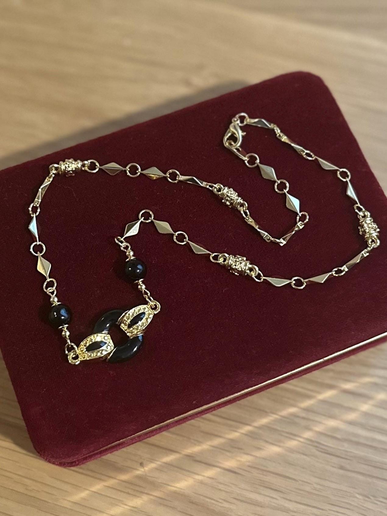 Vintage Shiny Gold Tone & Black Geometric Textured Necklace 17.25”